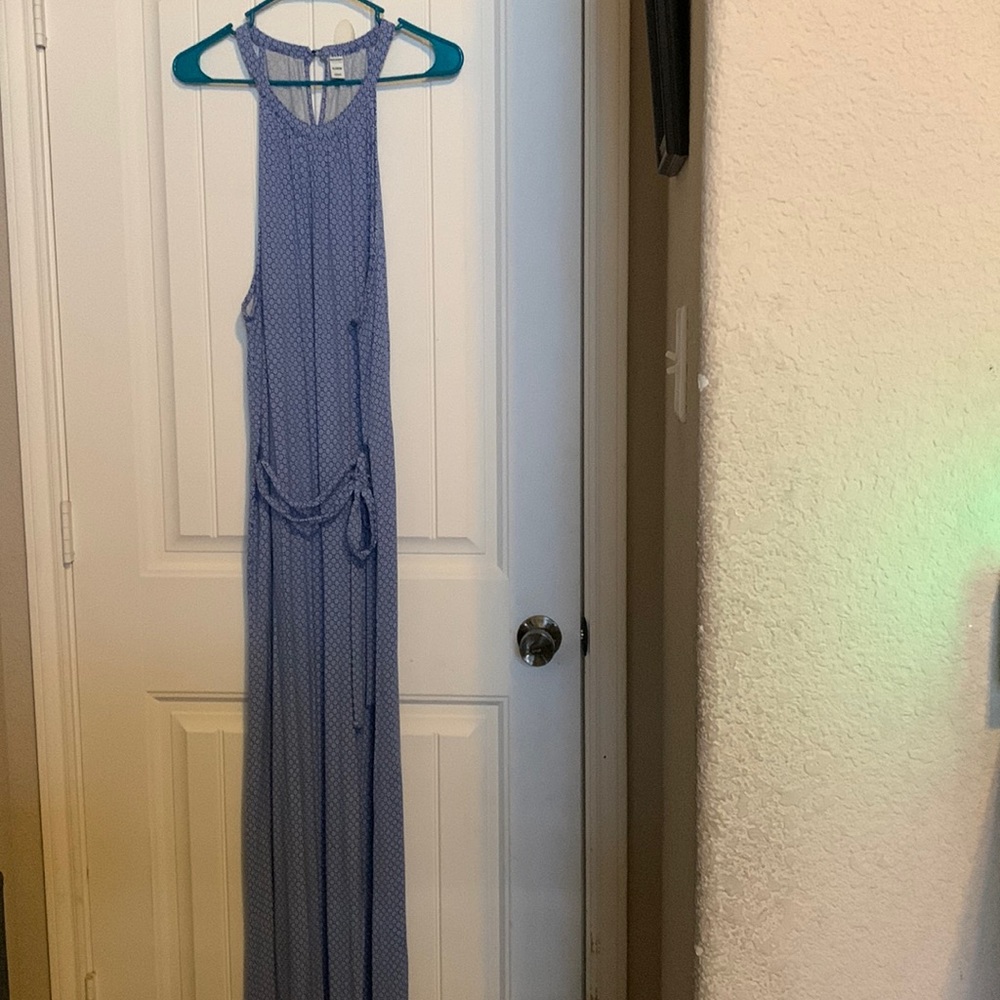 Old Navy blue & white long dress with flowers and belt. Ext long for blousing